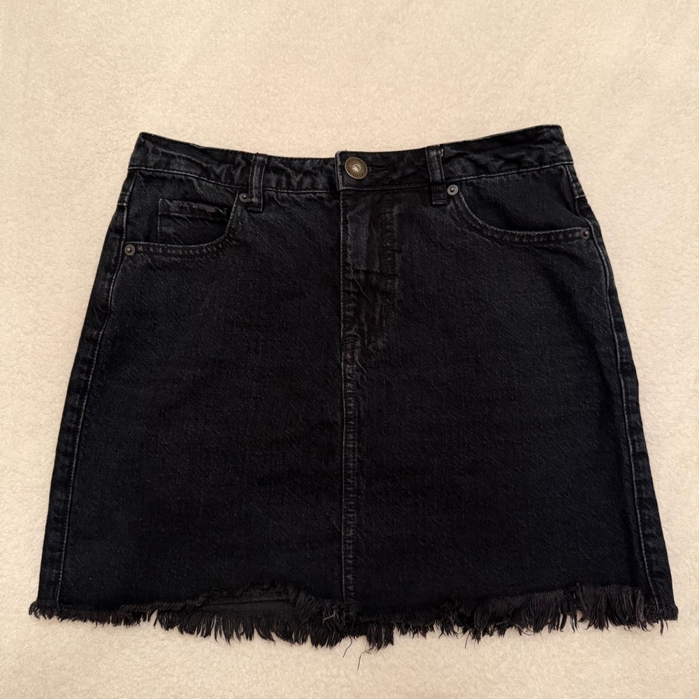 O'Neill Black Frayed Hem Mini‎ Skirt